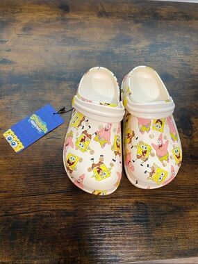 SpongeBob Squarepants Light Pink Kids Clogs with Character Print NWT youth sz 33